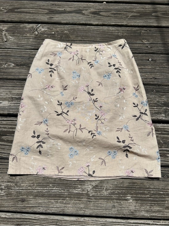 Vintage Dresses & Skirts - Vintage Linen Embroidered Floral Mini Skirt - 2